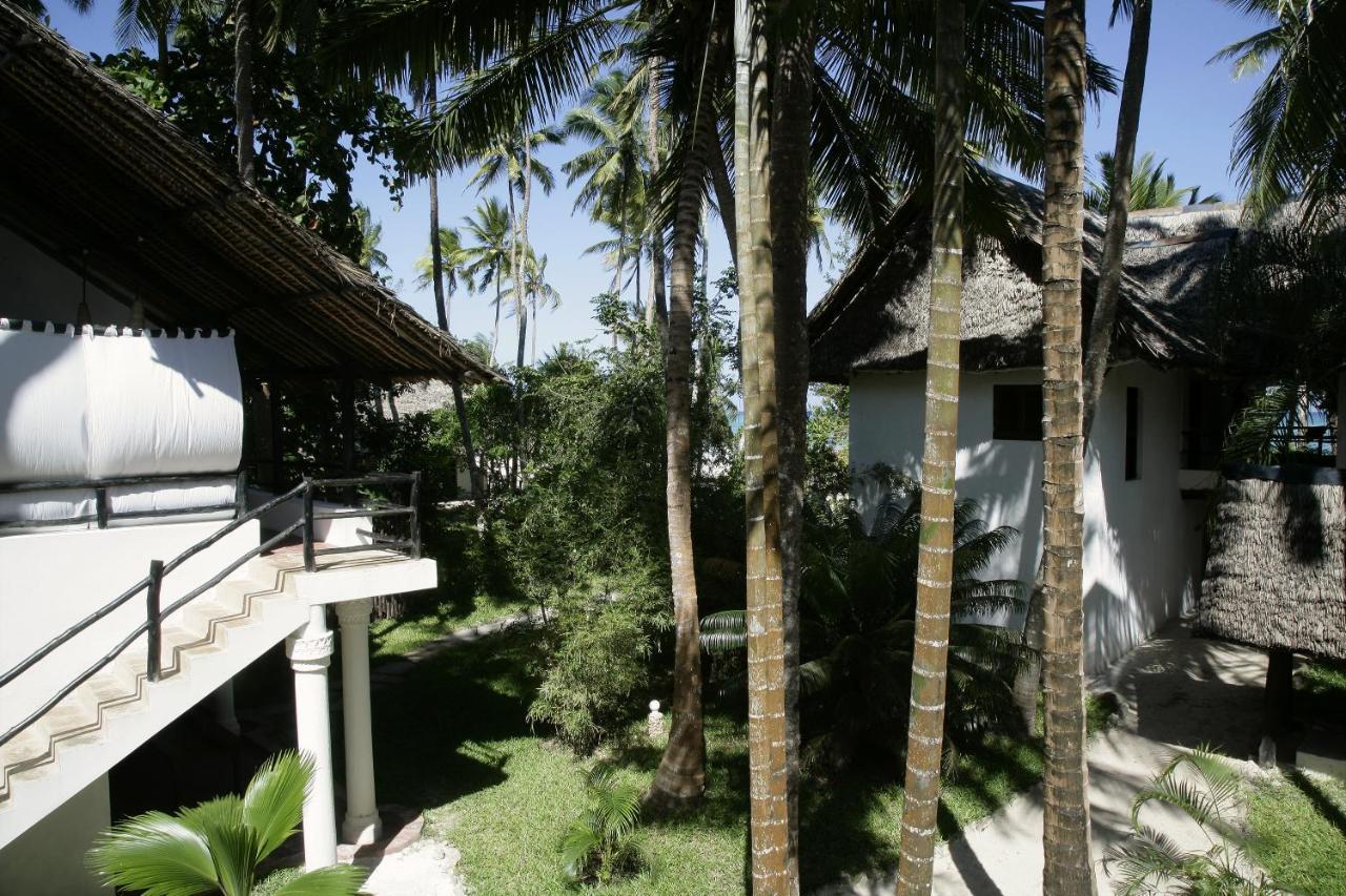 Kusini Beach Cottages Diani Beach Exterior foto